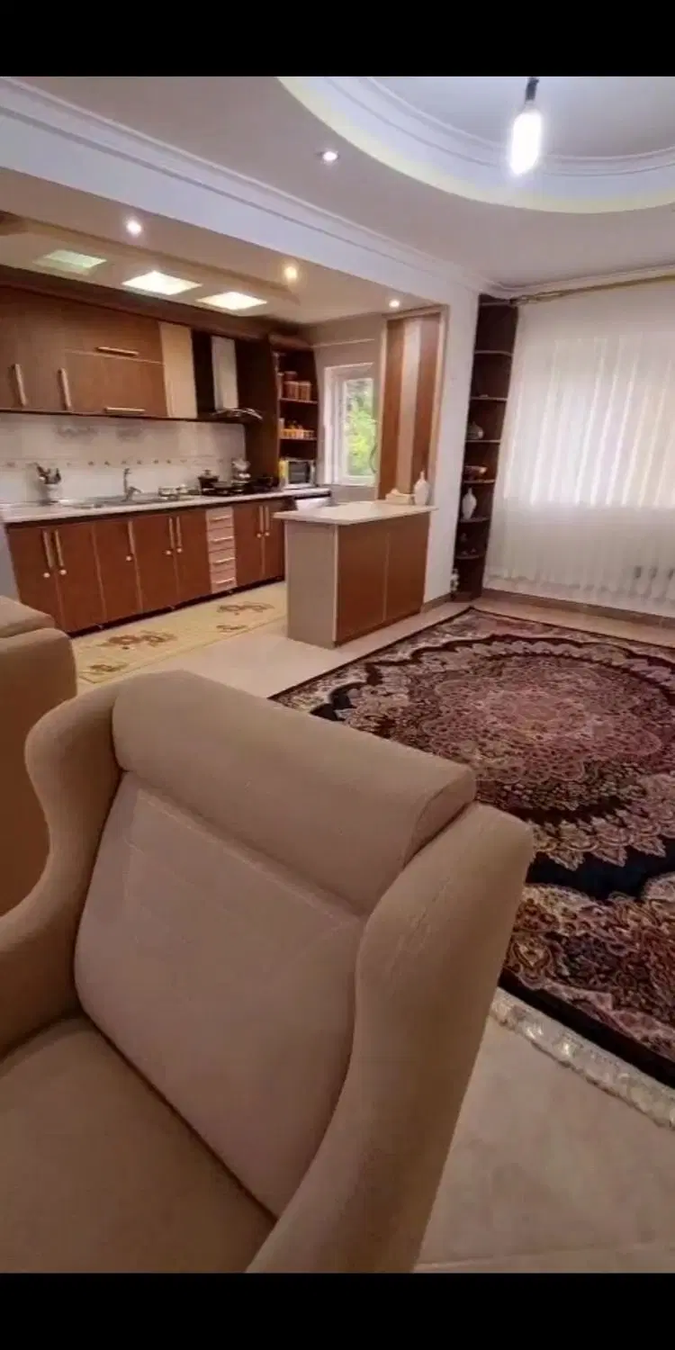 منزل مسکونی. سبزه میدان. پیرسرا