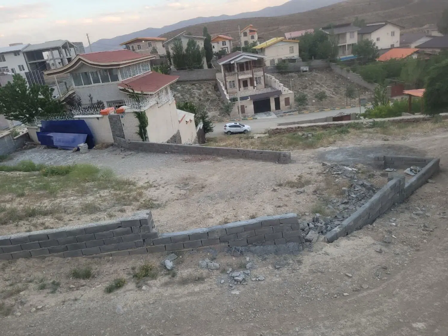 325 متر زمین با ۳۶۰ مترجواز ساخت بیدک آبسرد