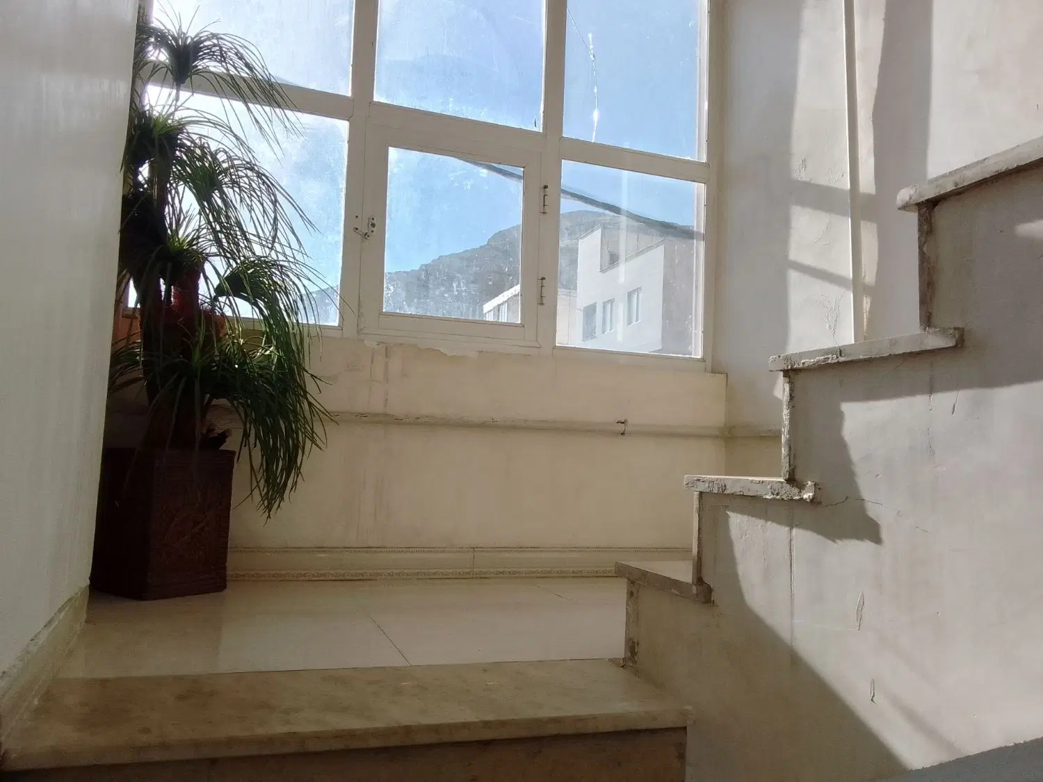 مسکونی اجاره طبقه دوم