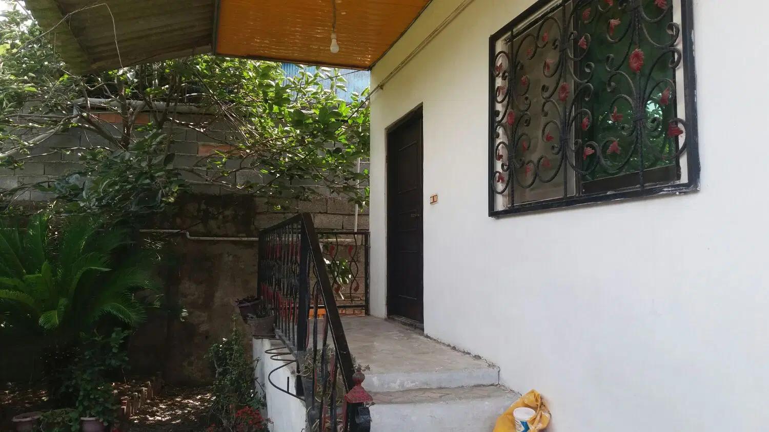 اجاره خانه ی ویلایی دربست