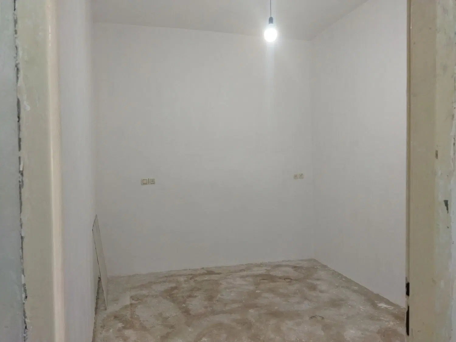 اجاره ی طبقه ی همکف خانه ی ویلایی