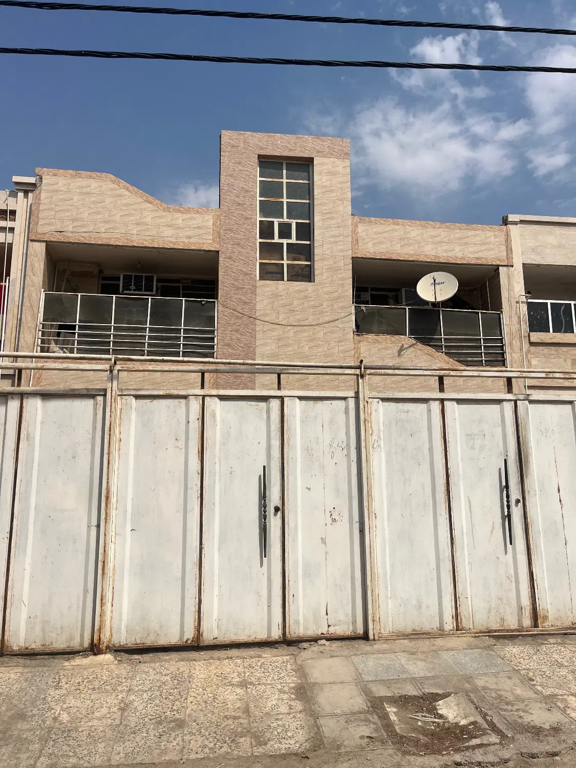 دو واحد ۷۰ متری ساخت ۹۷ حقیقت ۸