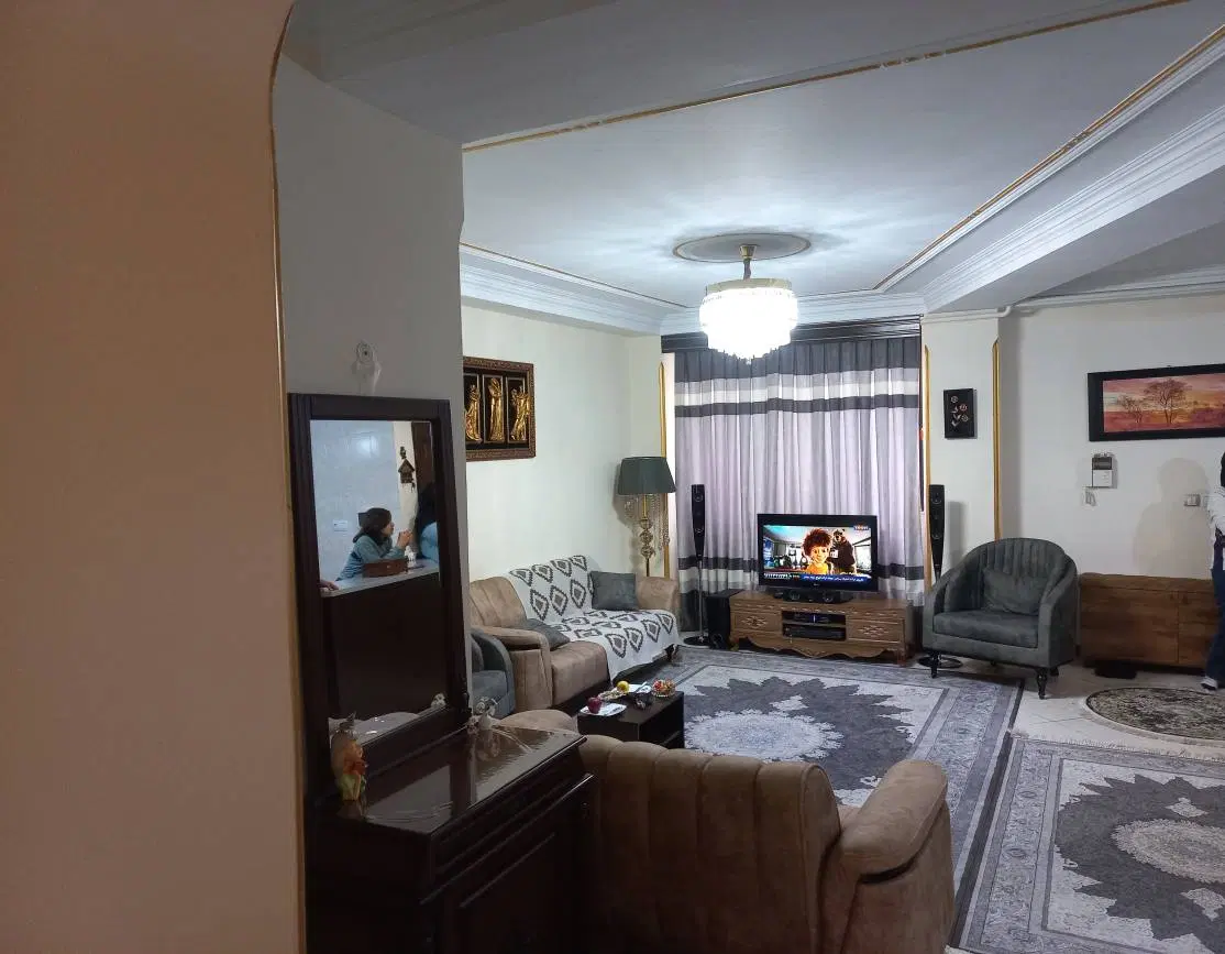 فروش واحد سندار در کمالشهر بلوار شهرداری