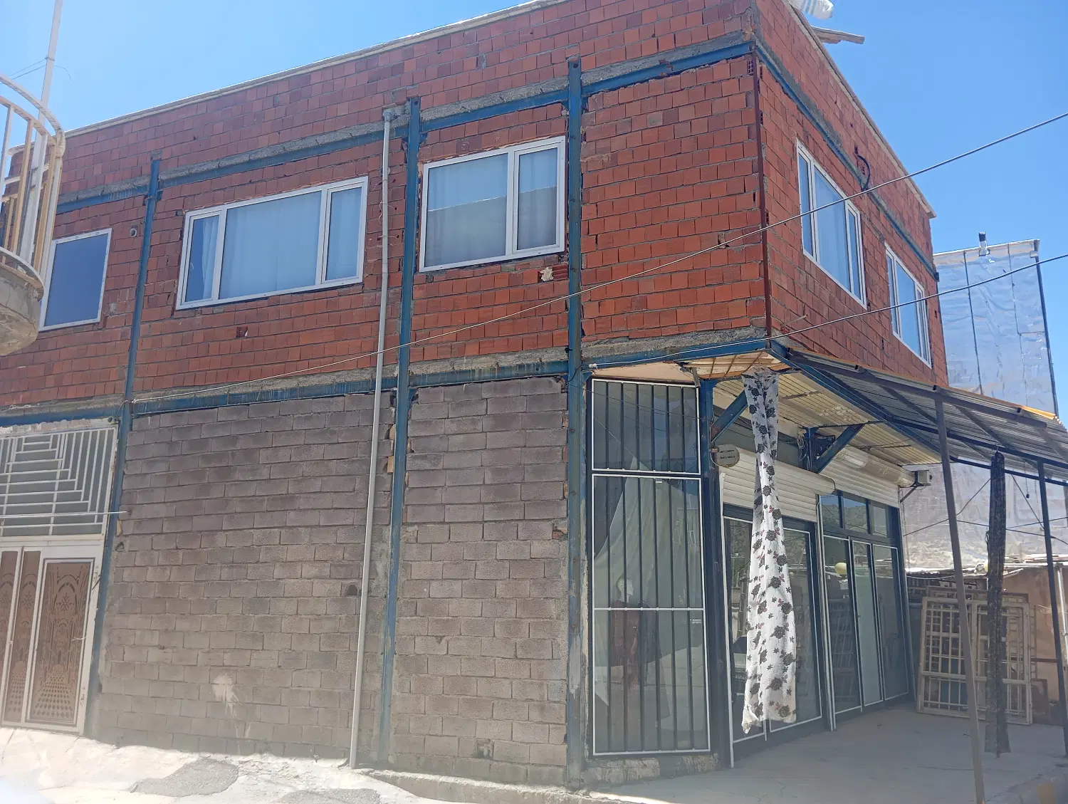 منزل تجاری مسکونی