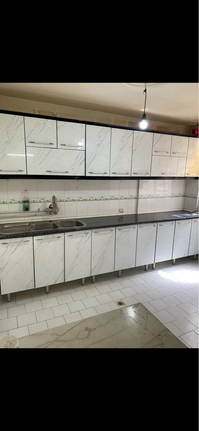 خانه ویلایی دربست ۲۰ سال ساخت