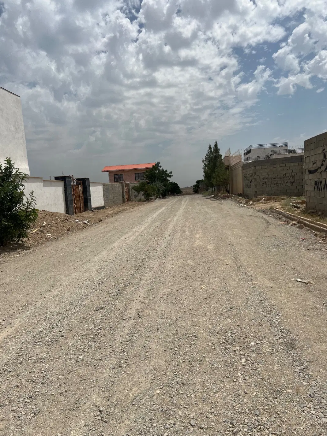 زمین ۵۰۰ متری ۴ دیواری