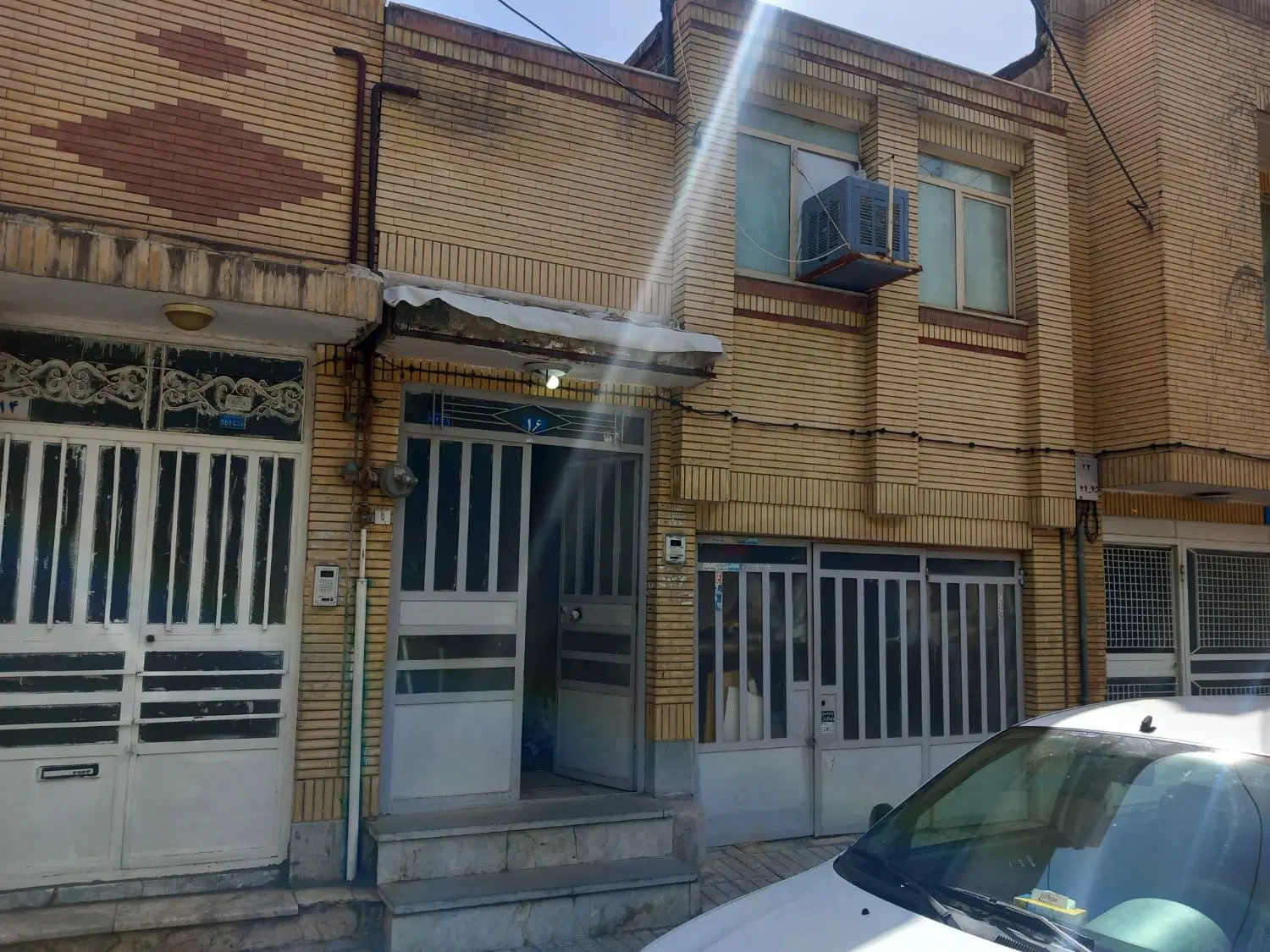 ویلایی ۱۱۲متری شش دنگ
