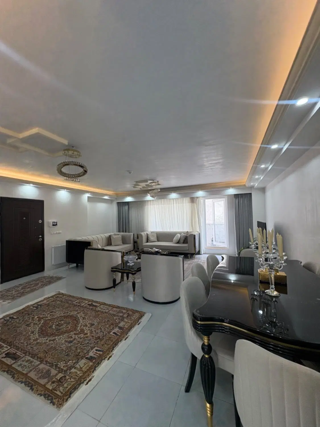 اجاره واحد مسکونی طبقه ۳ واقع درخیابان قطران جنوبی