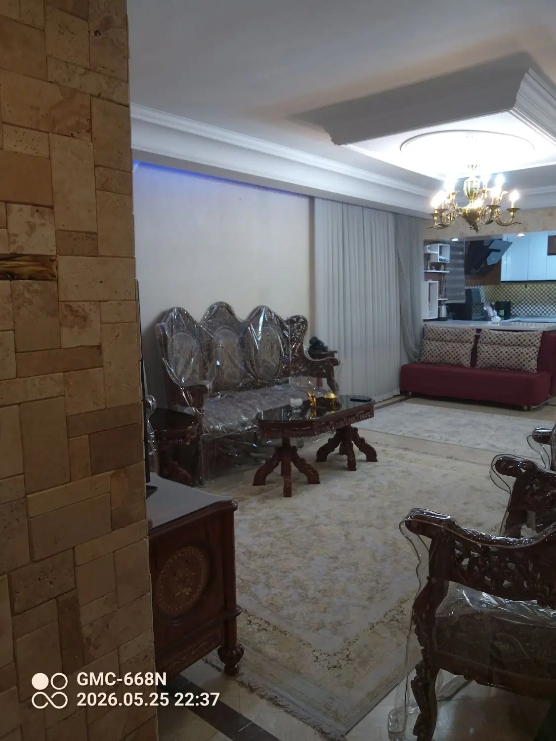 آپارتمان تاپ لوکیشن فرجام