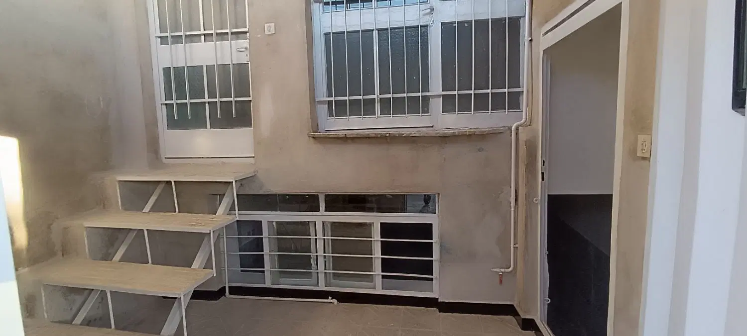خانه ی اجاره ای خیابان قانی