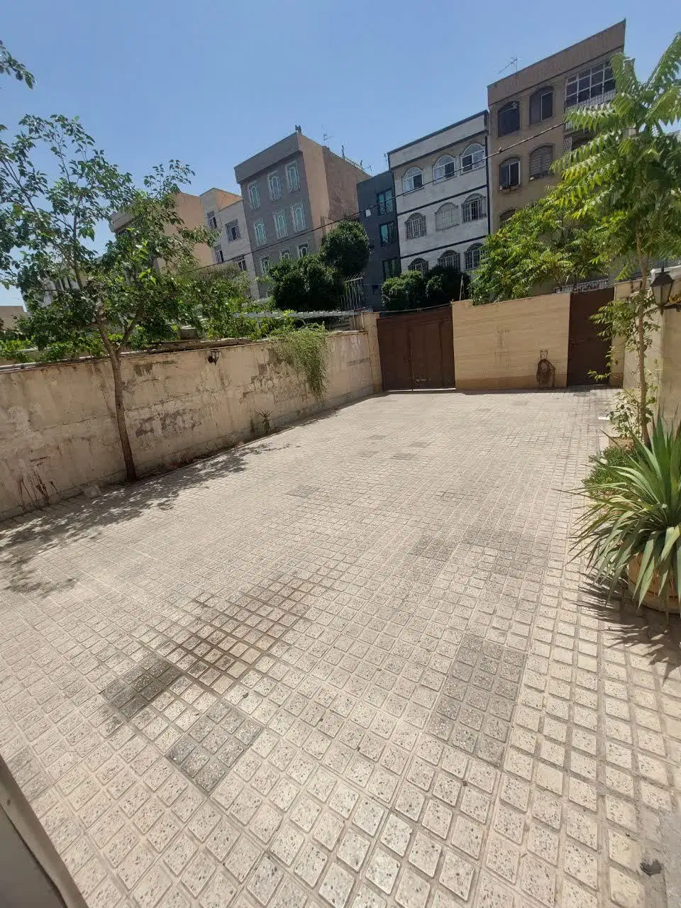 ساختمان ۳طبقه اجاره کسب و کار مدرسه مهد پزشکان