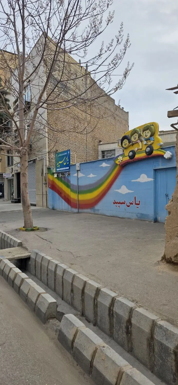 اجاره ۲طبقه ۴۰۰متر بنا.فقط آموزشگاه ها و شرکت