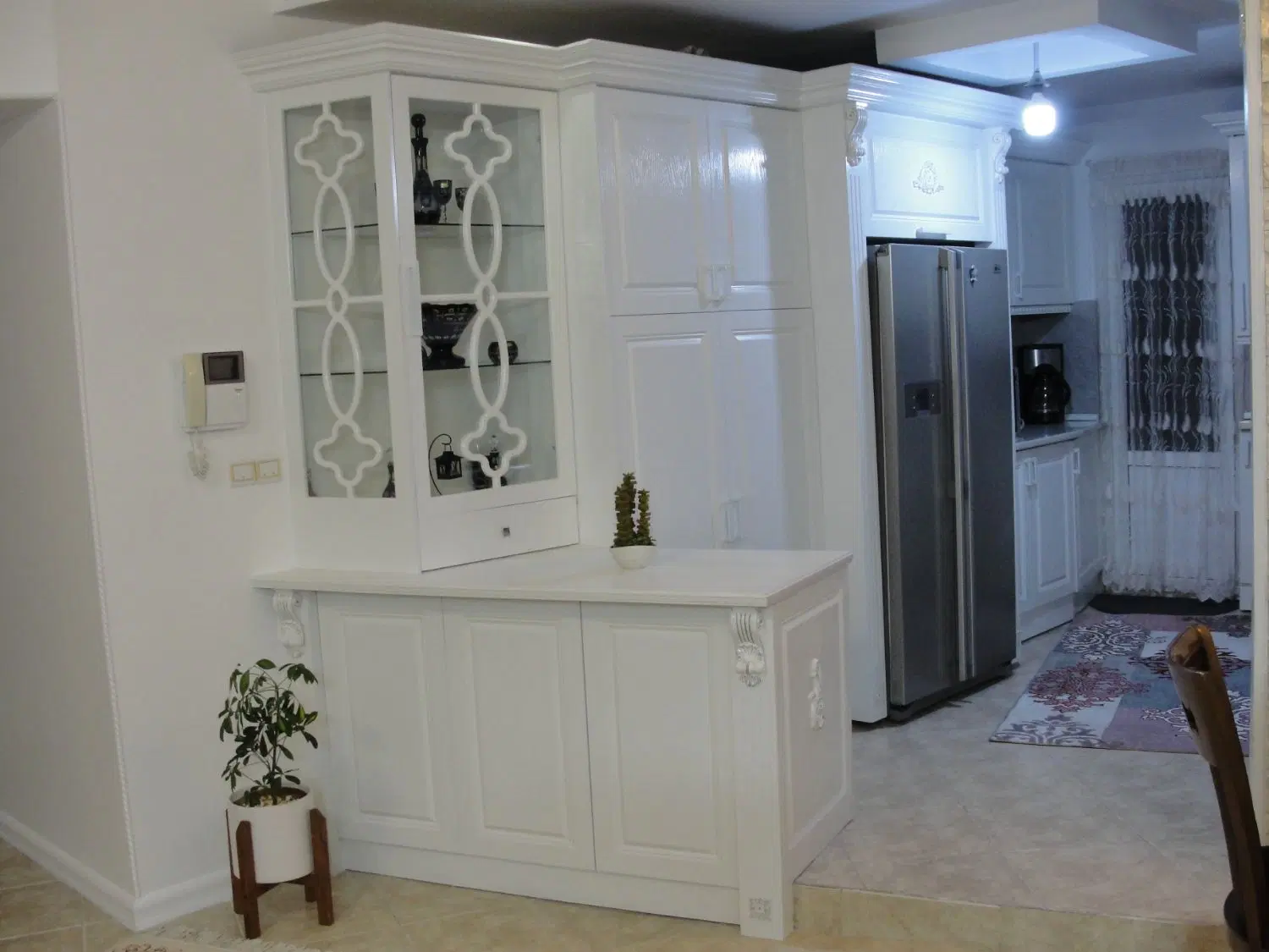 آپارتمان ۱۰۳ متر حاشیه اصلی شریعتی