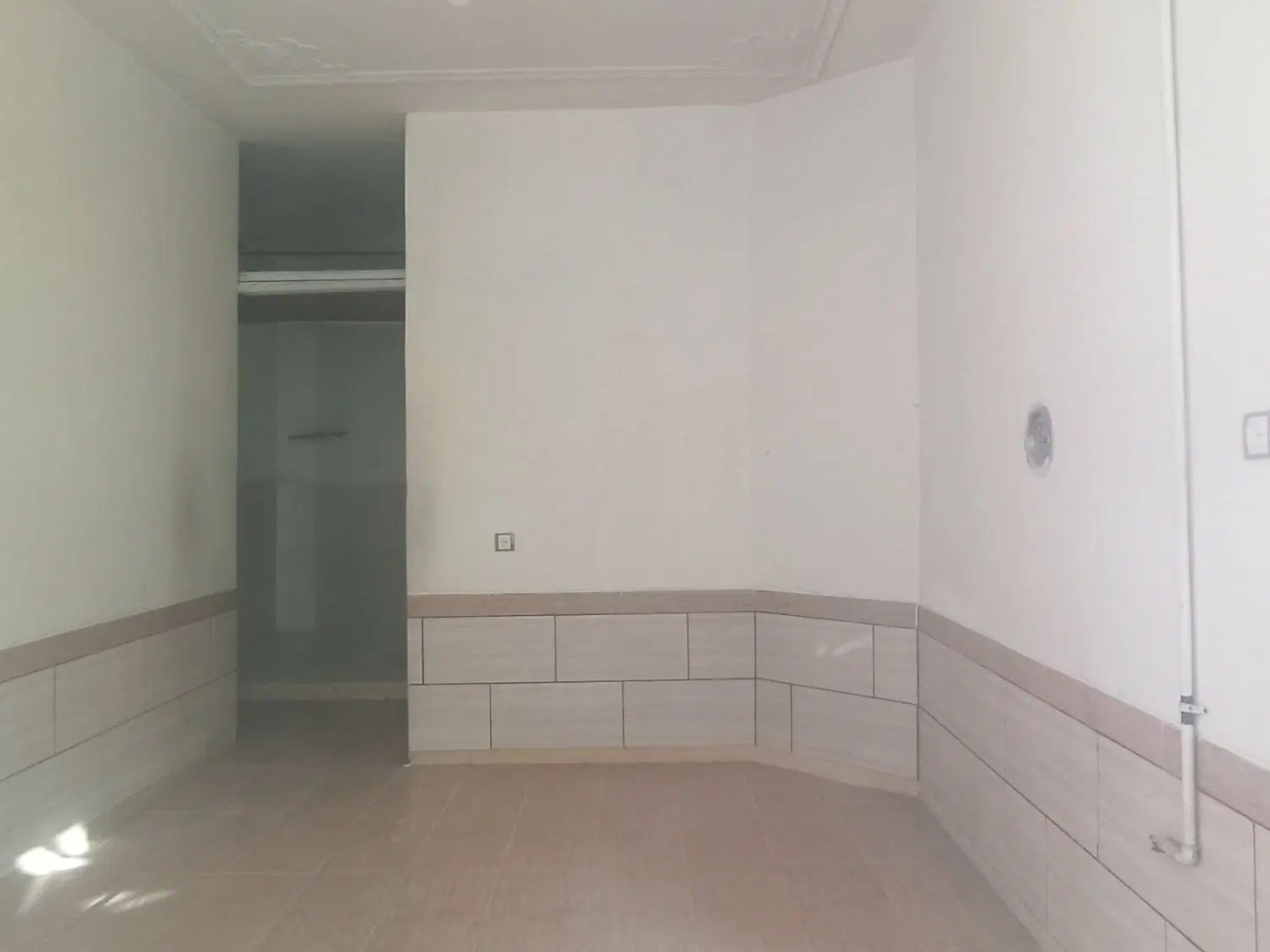 منزل با حیاط بزرگ