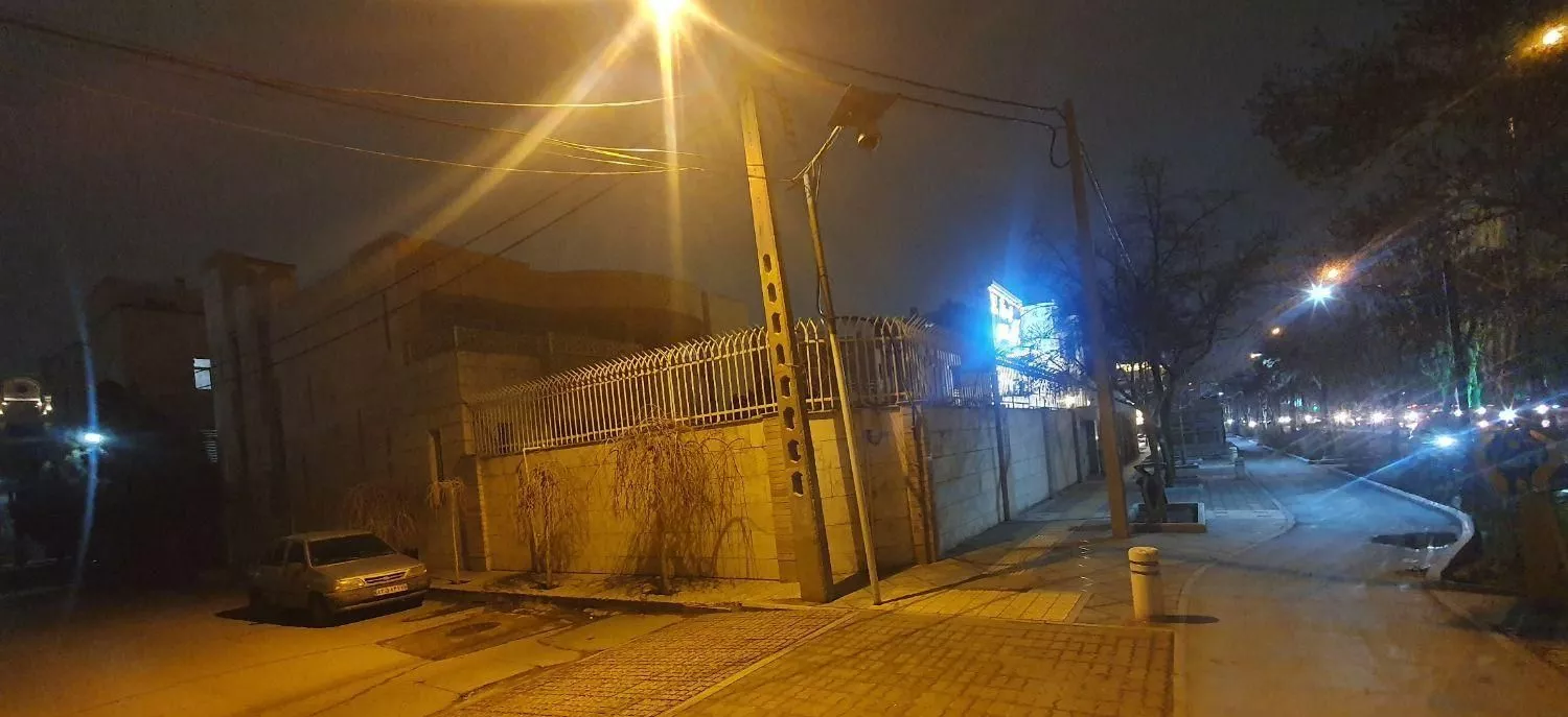 ویلایی 250متر اویل مدرس دونبش با 7سقف پروانه
