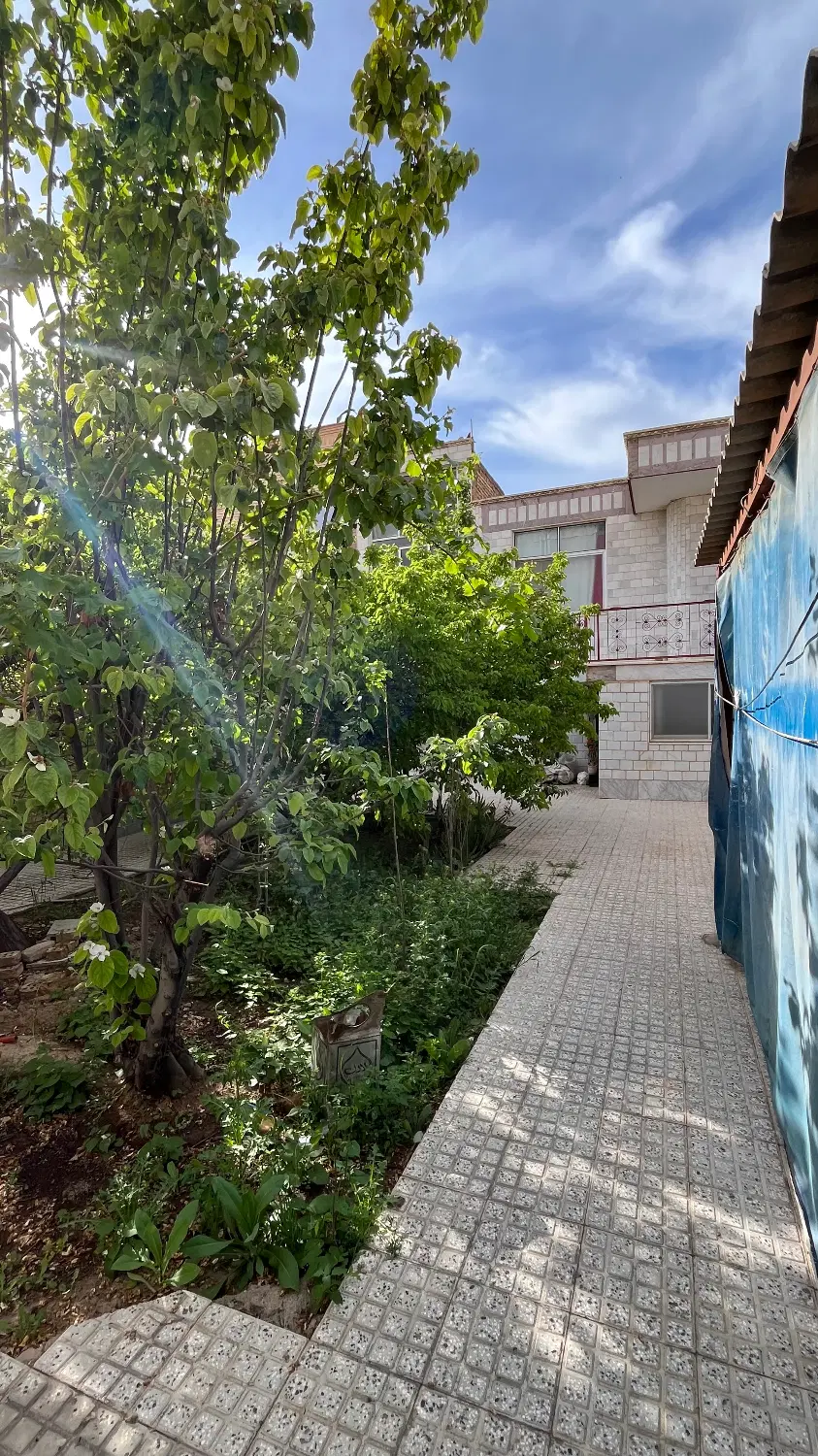 حیاط ویلایی شمالی