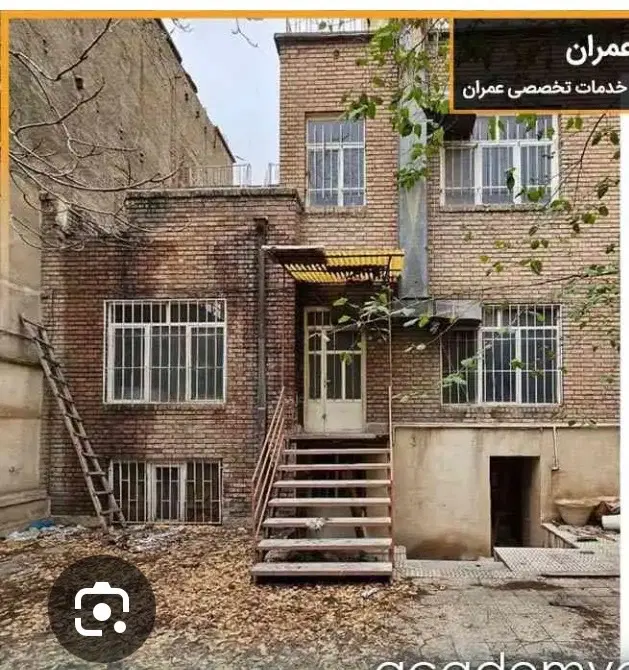 ویلایی ۱۳۵ متر با ۲۶ متر مغازه تجاری