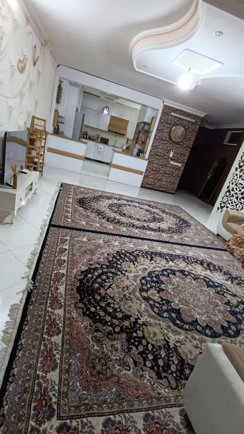واحد    و۱۱۵ متری رهن واجاره