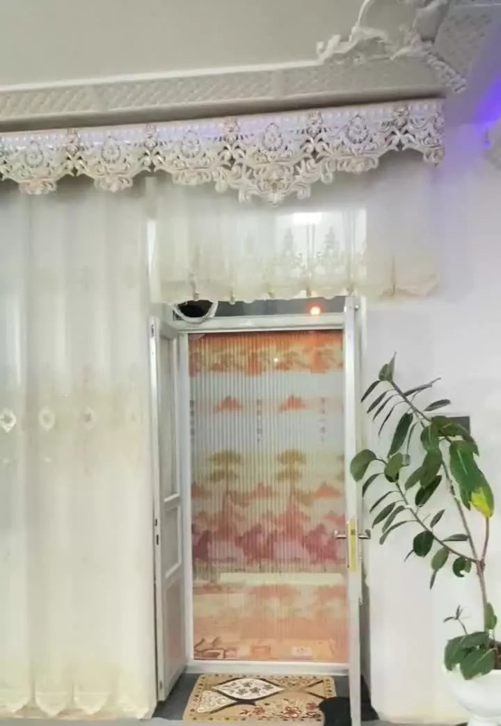 خانه ویلایی 285متری