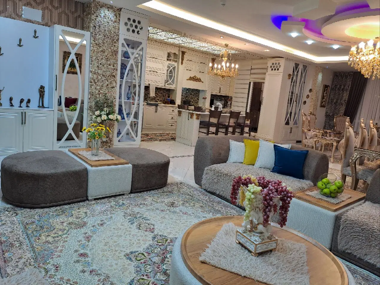 واحد ۲۱۰ متری گلستان