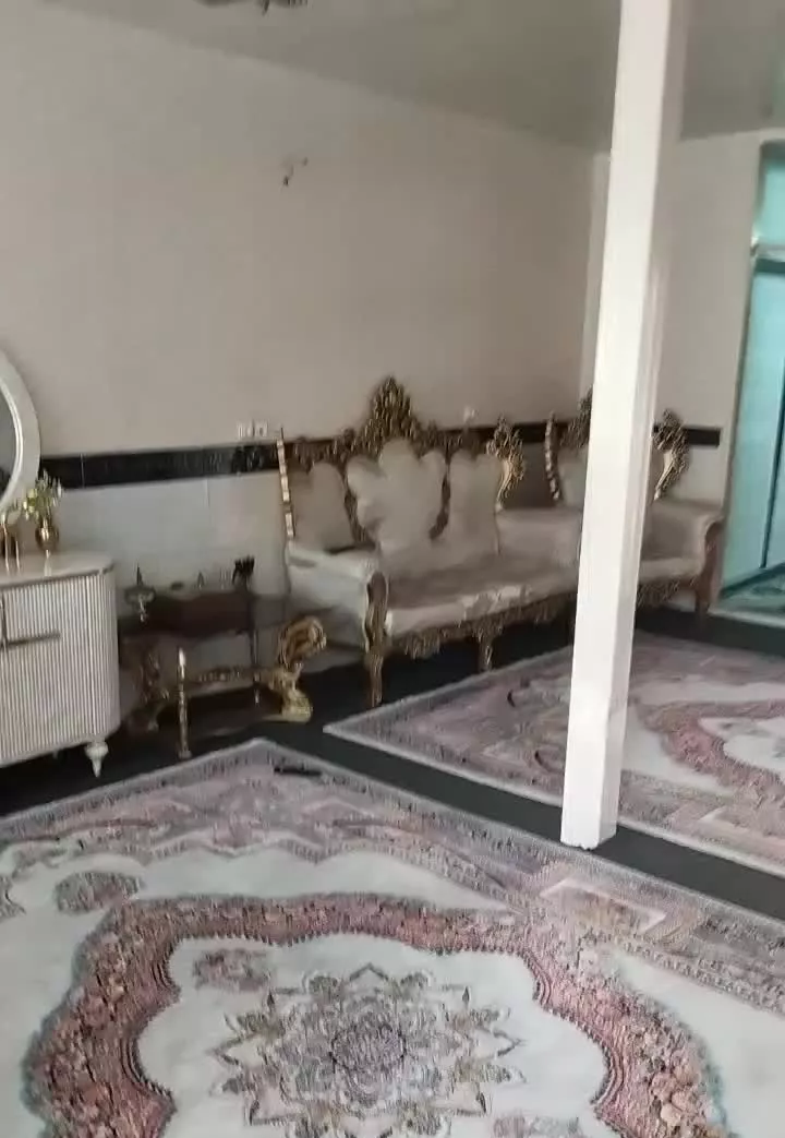 یک باب منزل ویلایی  دو طبقه