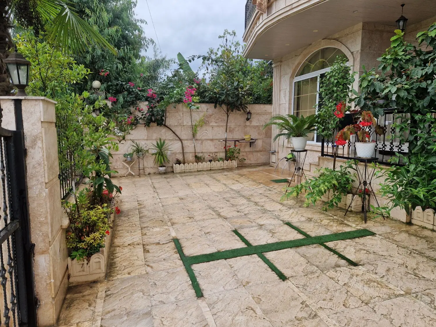 ویلایی اجاره ای سالیانه داخل شهرک