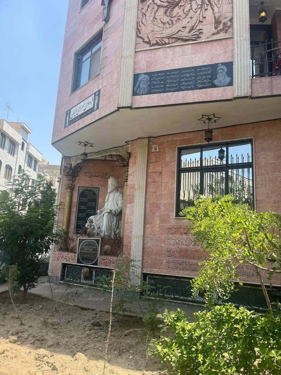 رهن کامل واحد 64 متری شمالی تک خوابه با بالکن