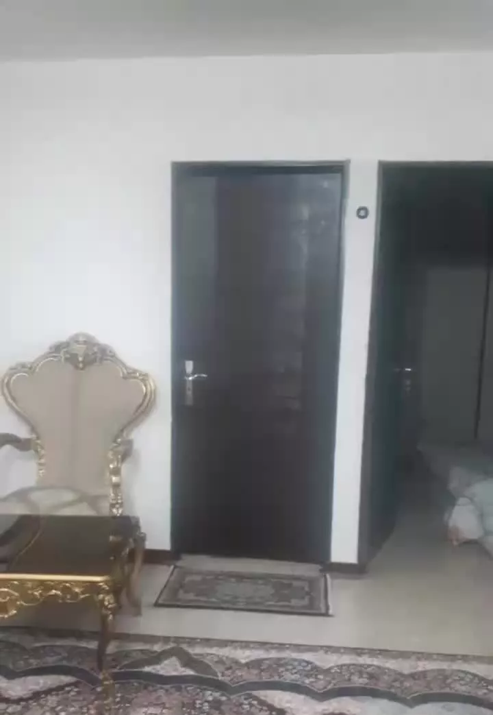 واحد واسه فروش طبقه 5 تک واحدی با آسانسور