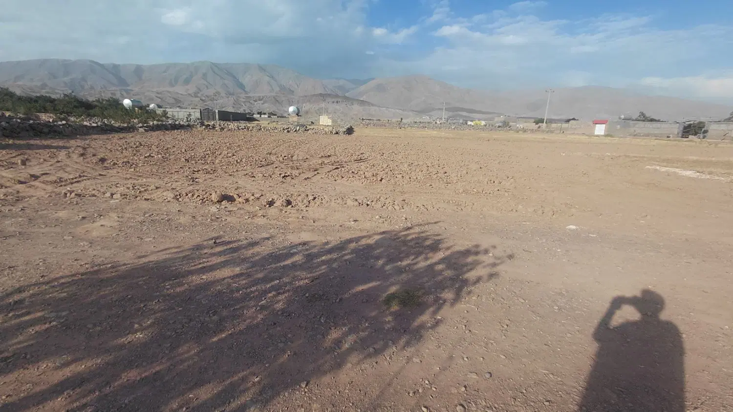 زمین باغی