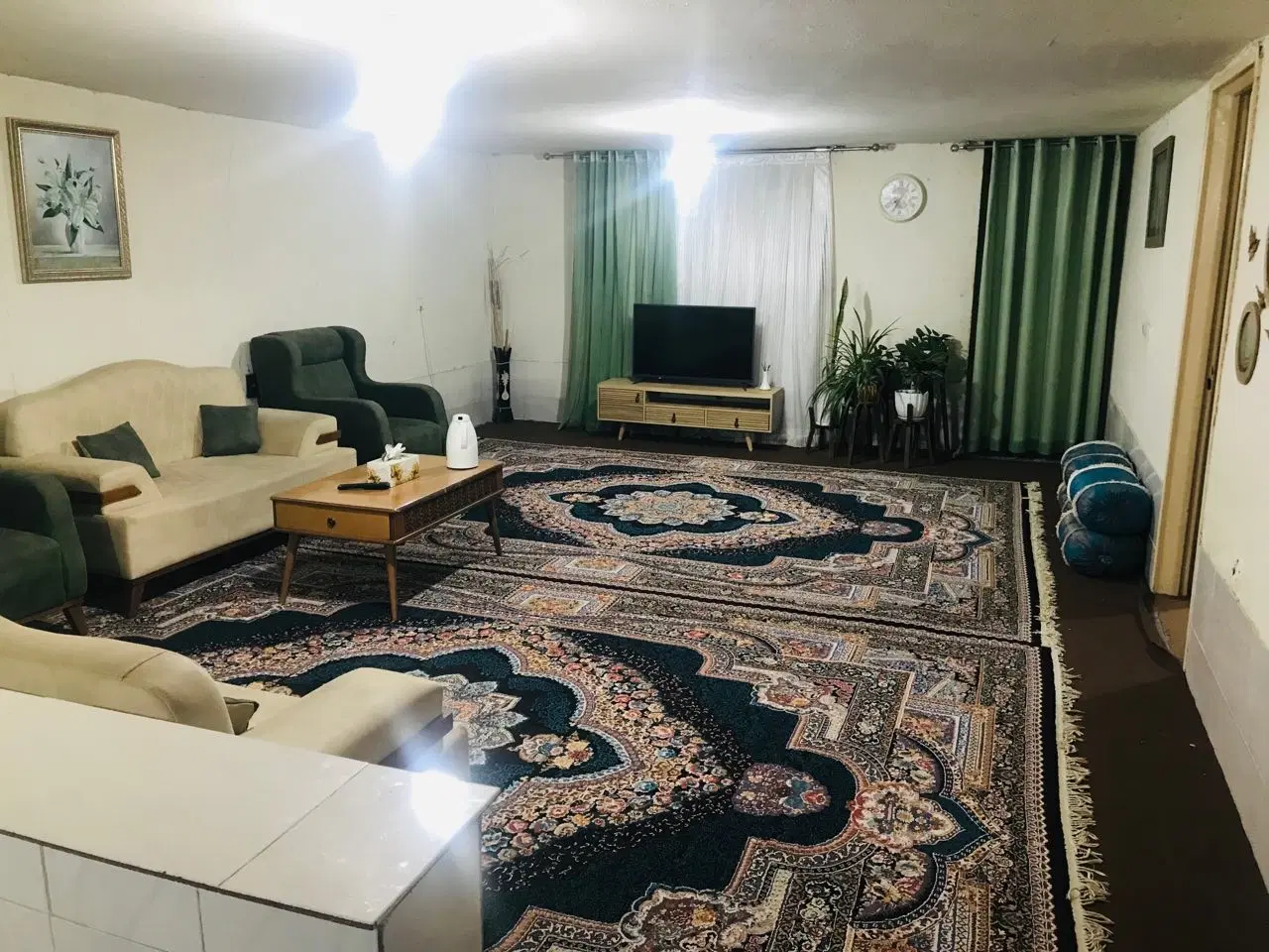 فروش منزل مسکونی کرونی