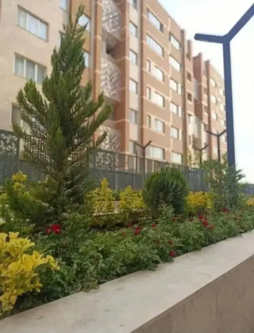 واحد مسکونی ۱۰۴ متری طبقه ۶