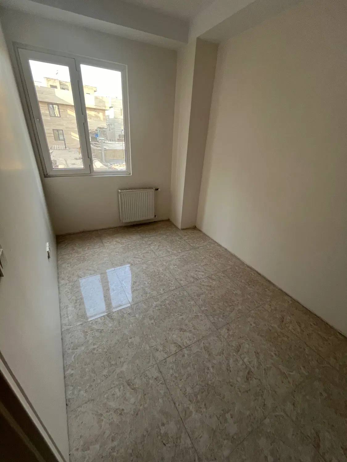 ۶۴ متر فول امکانات