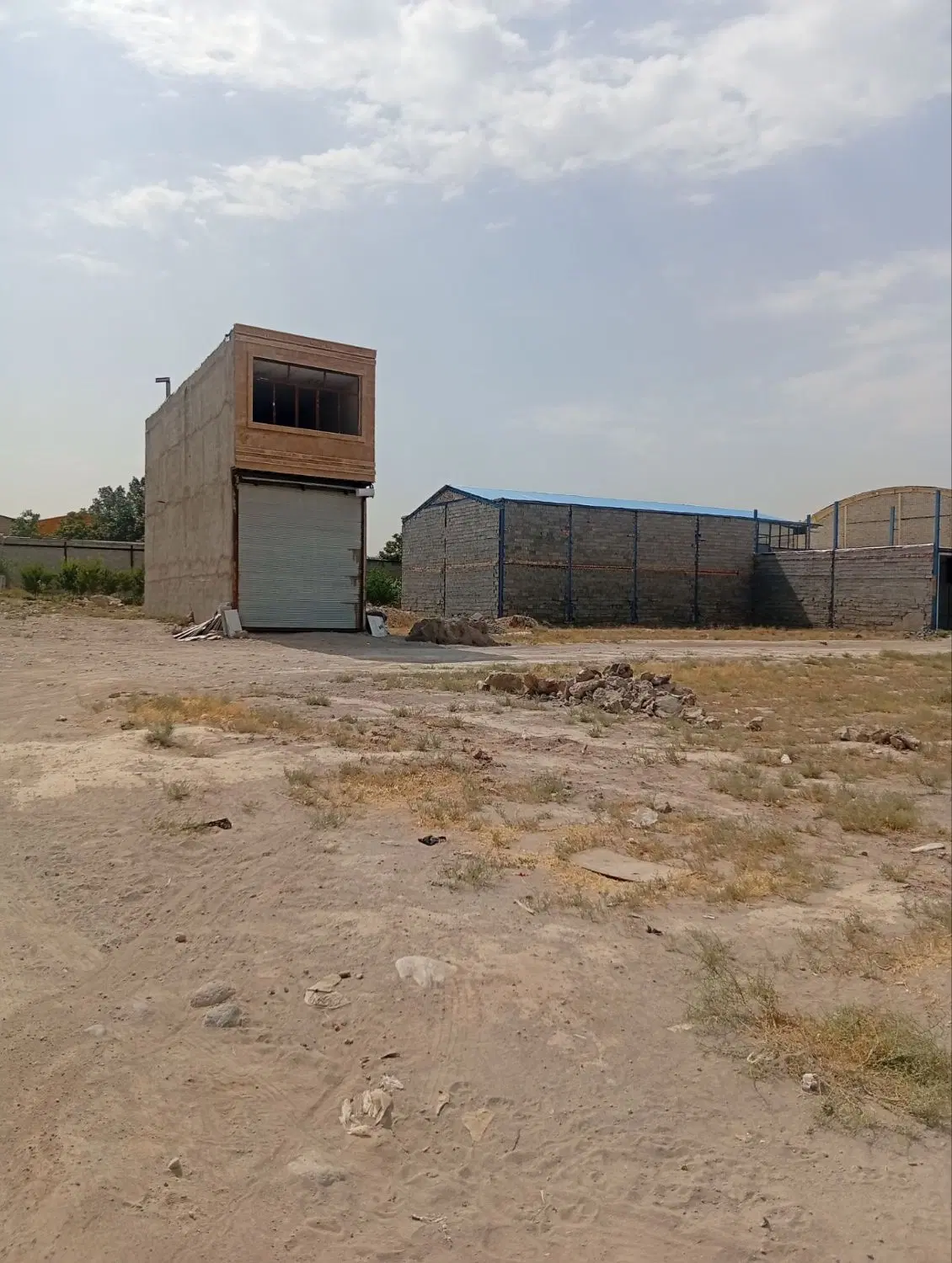 زمین برای معازه با کارگاه
