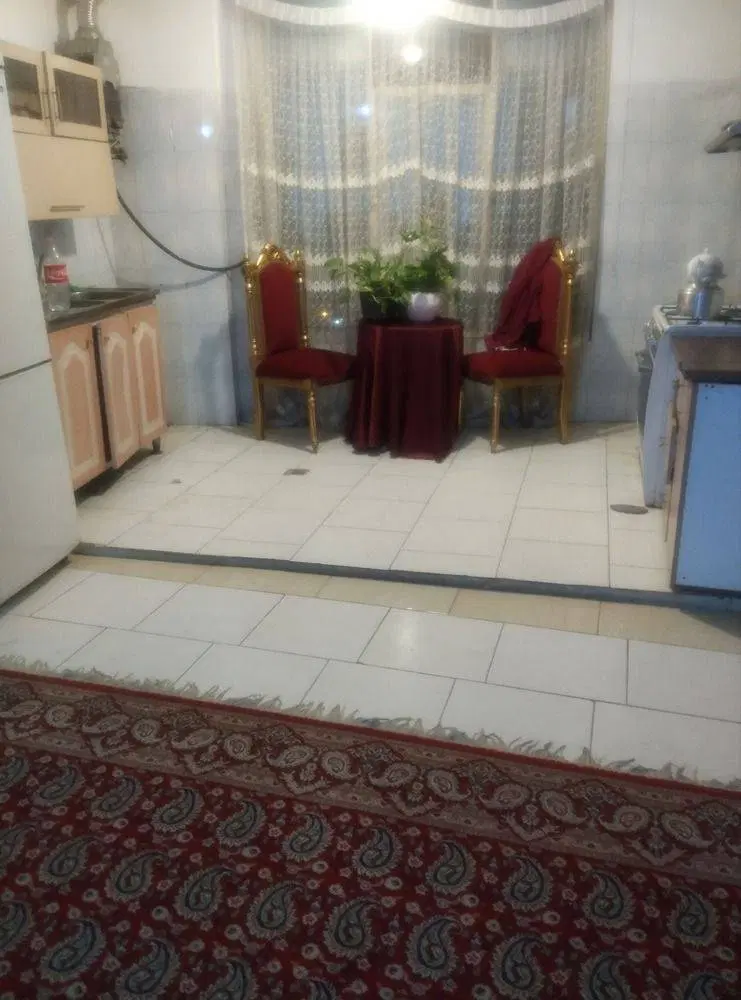 ۱واحد۶۵متری بفروش میرسد