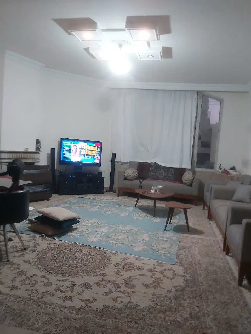 ۶۳متر همکف یک خواب سرامیک mdf با حیاط رضا شهر