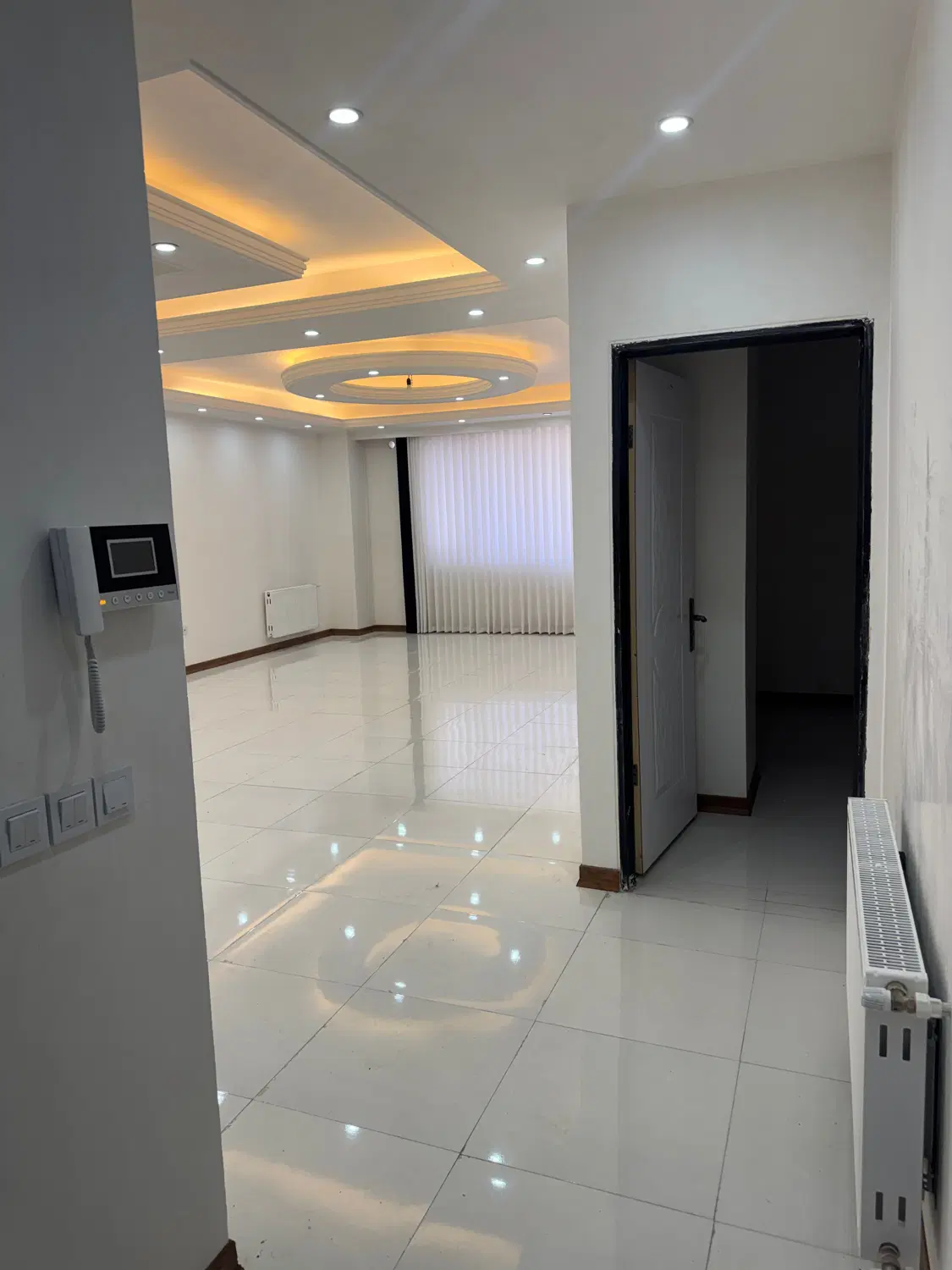 اپارتمان ۱۵۰متری گلستان طبقه سوم و چهارم فروشی