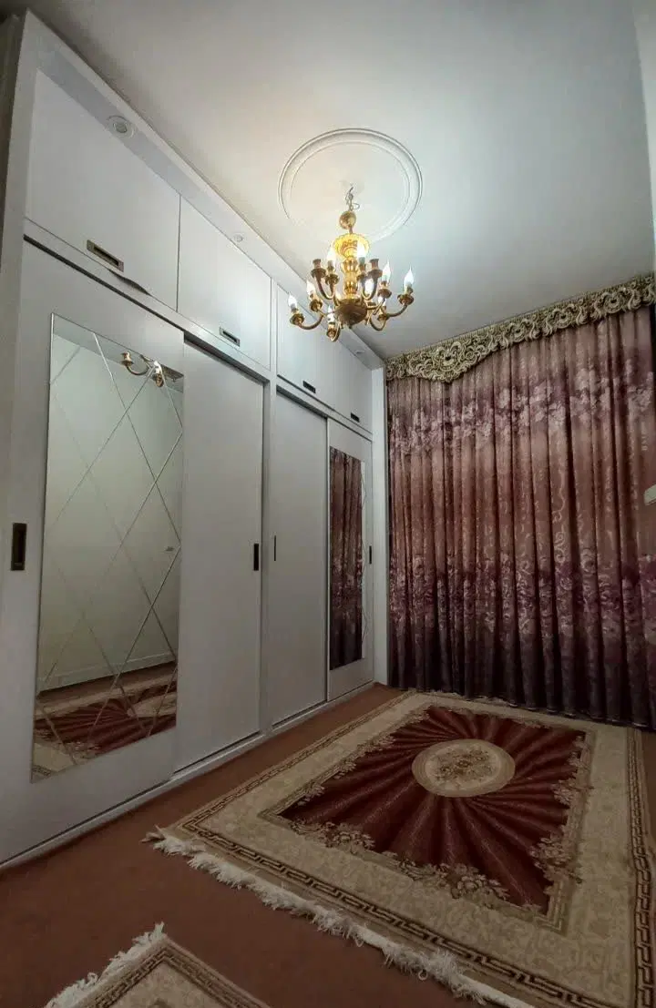 آپارتمان ۷۳متری واقع در خیابان بازرگان