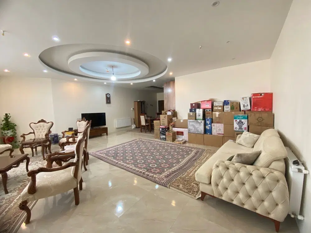 ۱۳۶متر ۳خواب ۳پارکینگ سندی
