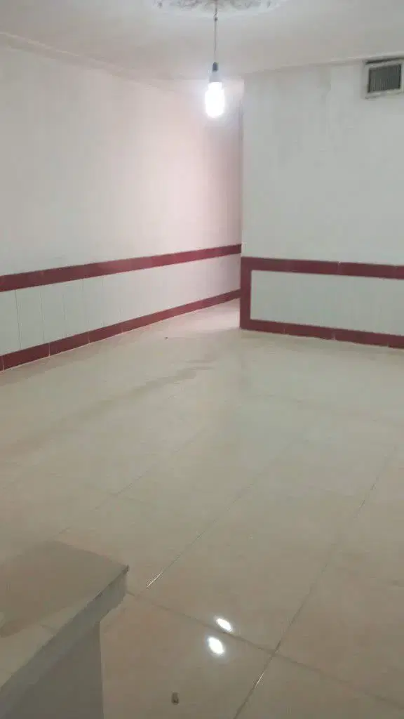منزل مسکونی ۸۰متری شهرک ولی عصر(منبع آب)قرچک