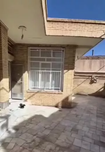 اجاره خانه ویلایی، ۱۷۰ متر زیربنا، ۳ خواب، خ مفتح