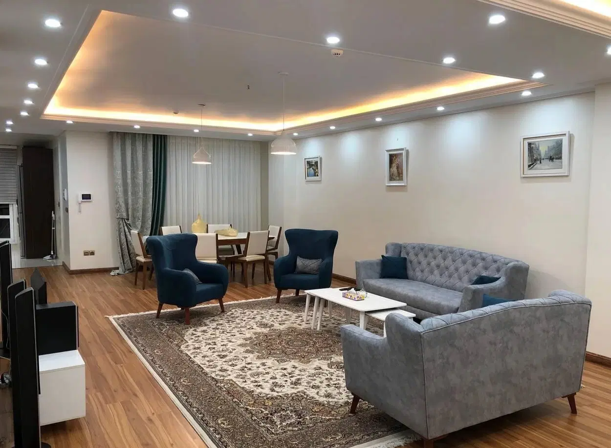 رهن و اجاره آپارتمان سه خوابه تاکستان فرهنگشهر