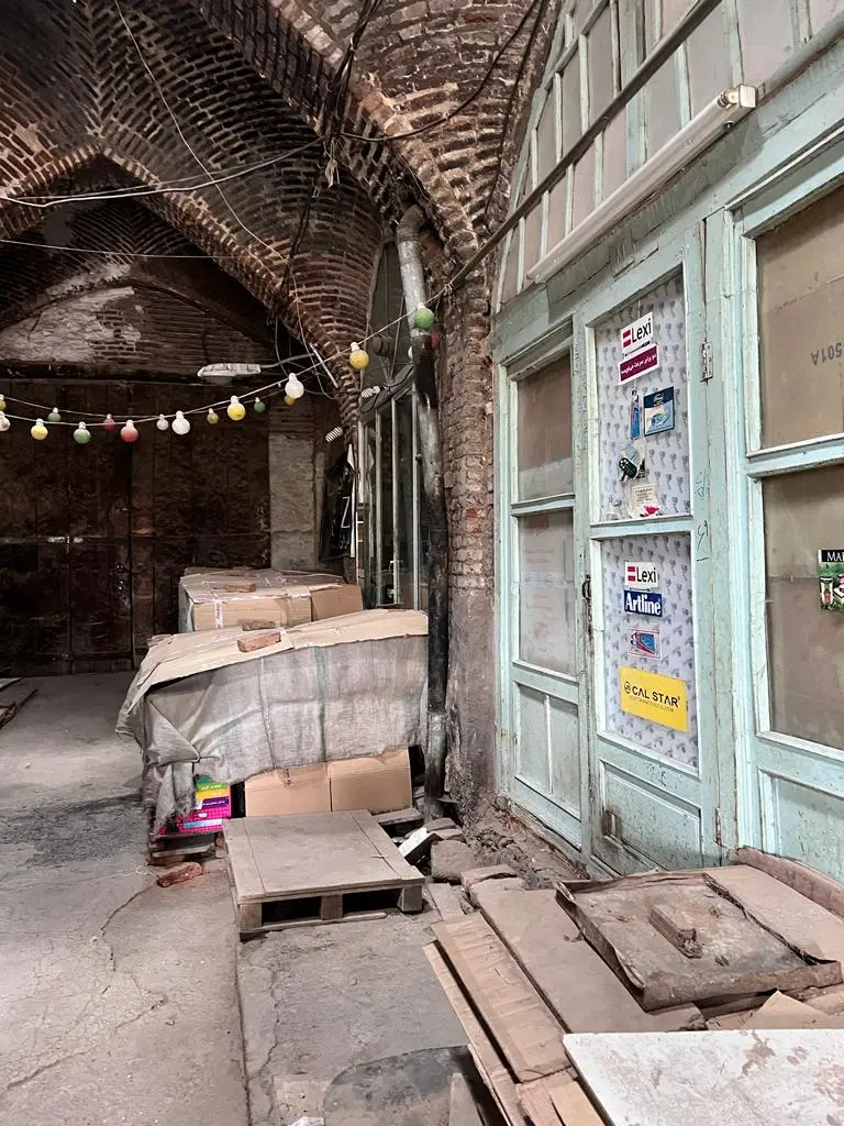 مغازه در راسته بازار سرای زنجیرلو