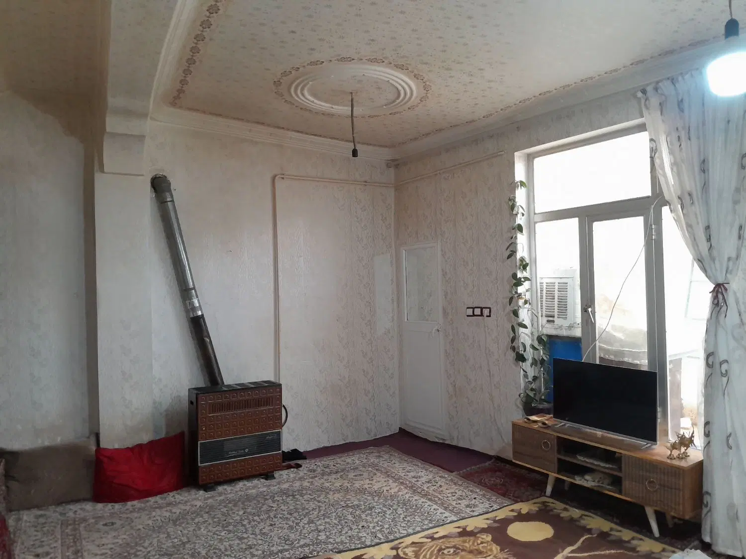 خانه چوبی خیلی تمیز