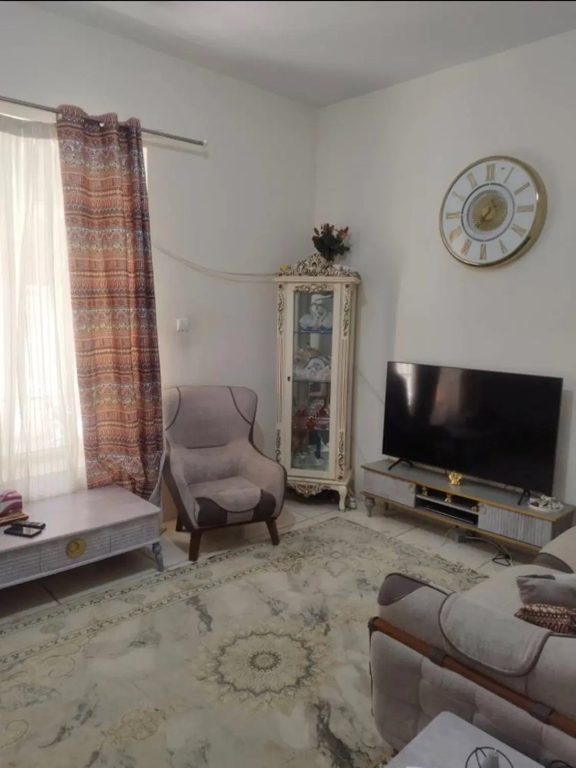 اجاره ملک دربستی دارای دو واحد مستقل