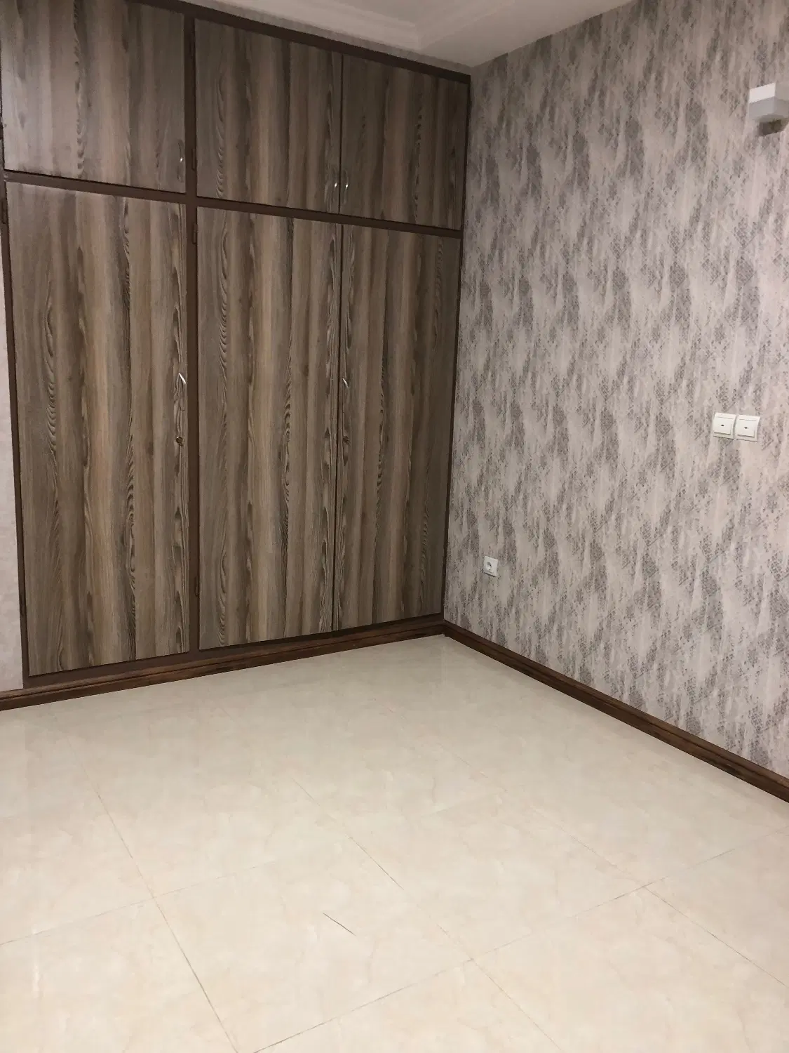 رهن کامل اپارتمان ۳ خواب تکواحدی