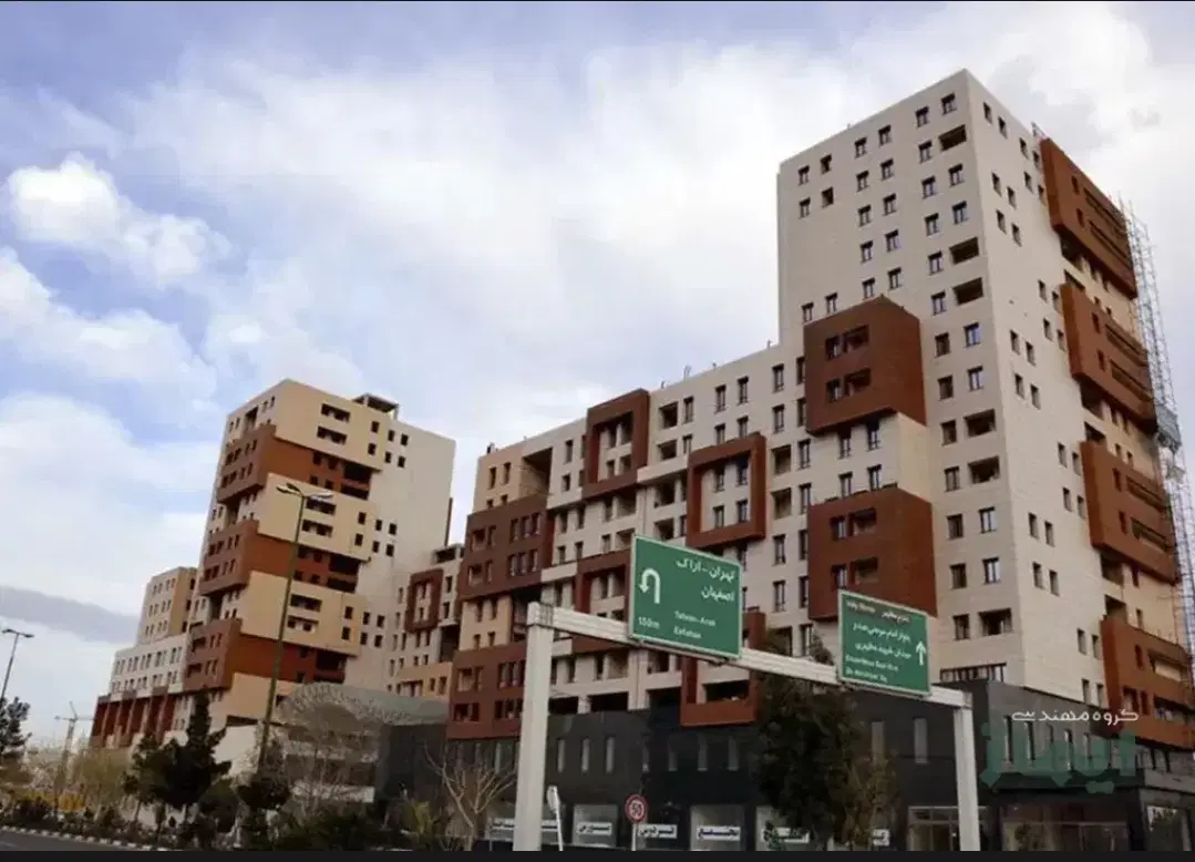 فیش واحد ۱۰۰ متری مجتمع