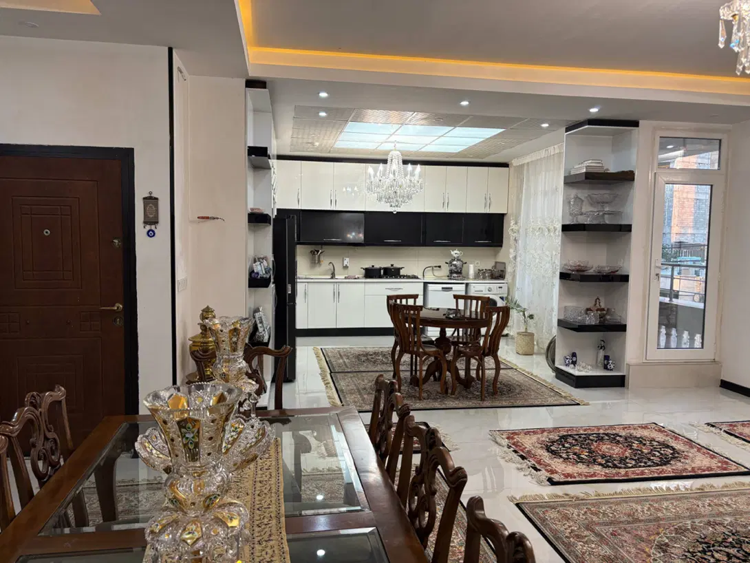 آپارتمان گلستان