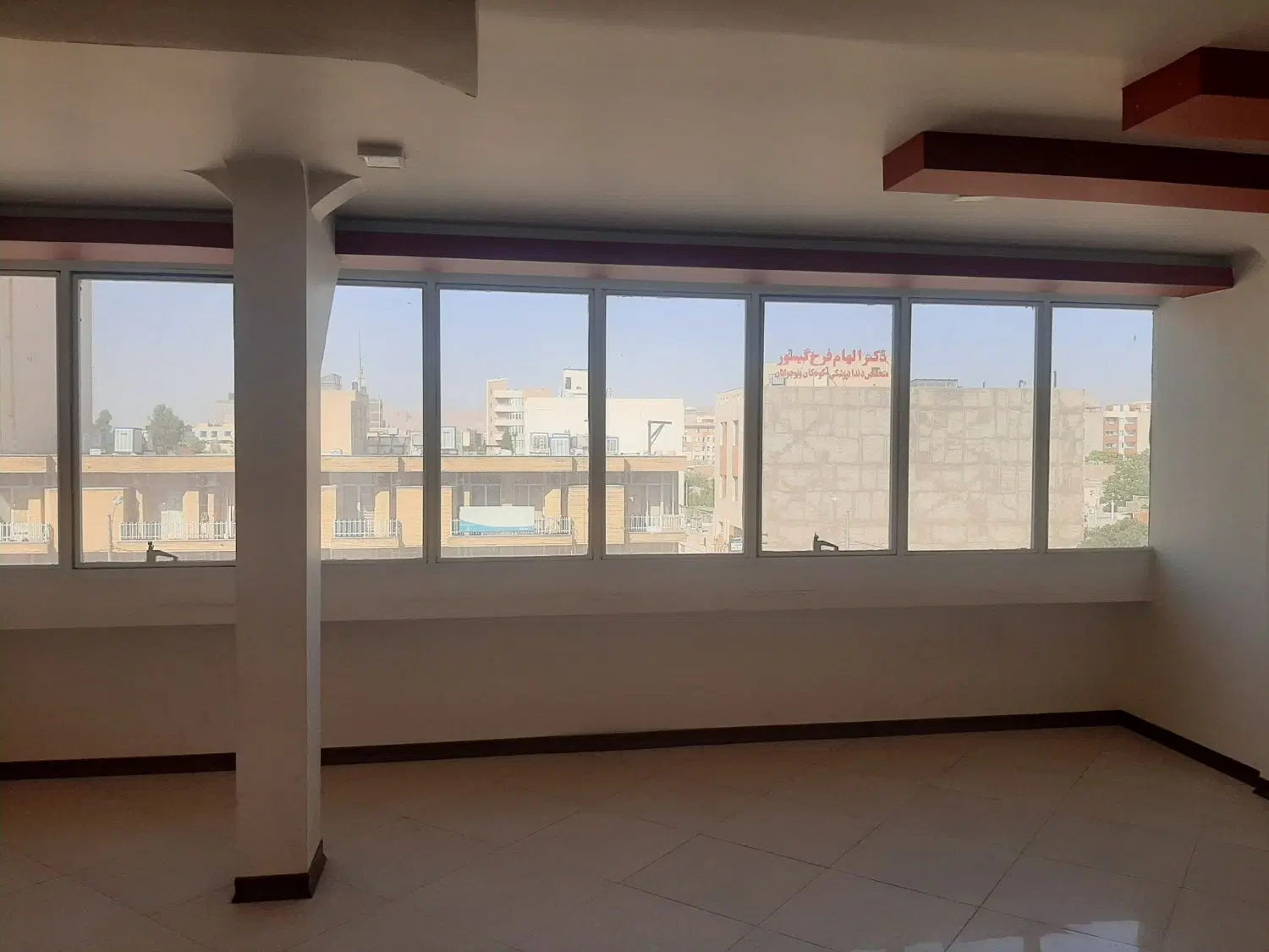 اجاره واحد تجاری