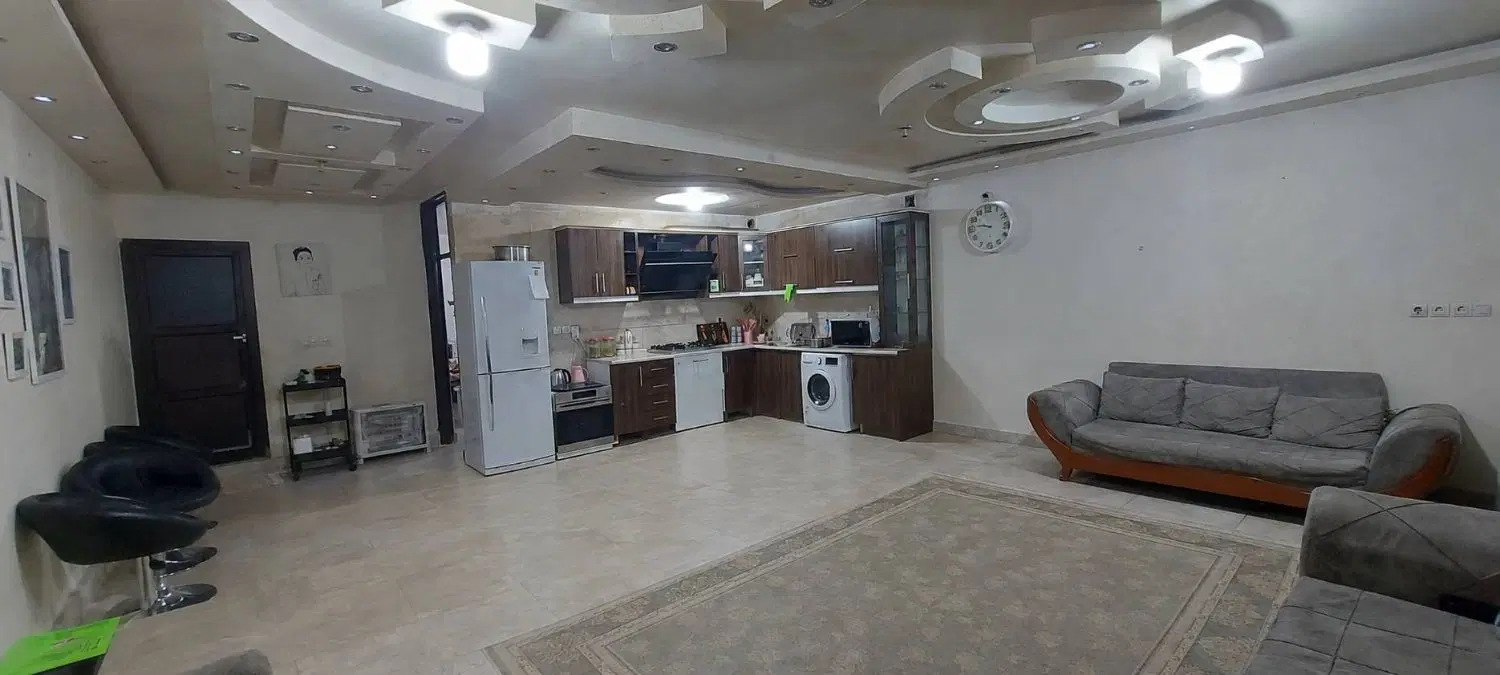 (رهن و اجاره یک واحد طبقه بالا نوساز شیک)