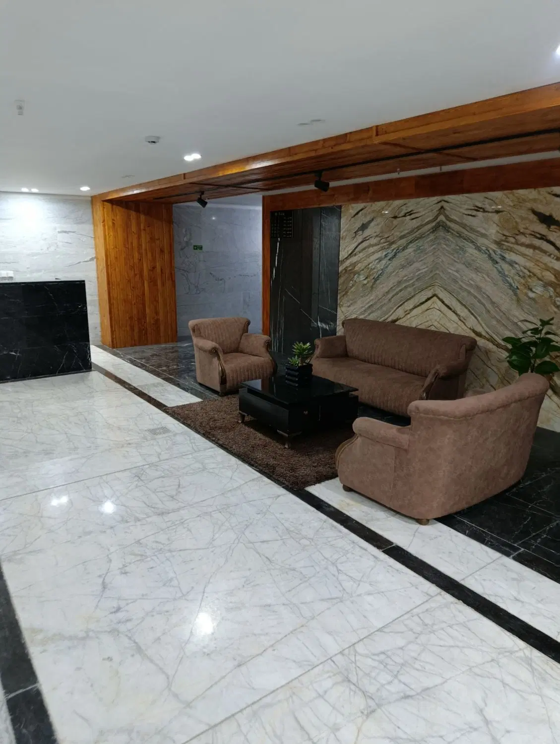 85 متر دو خواب (املاک سازه)